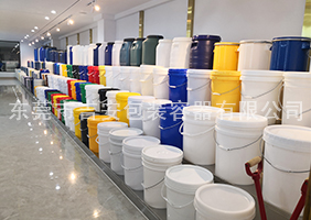 日美韩欧亚高清视频免费吉安容器一楼涂料桶、机油桶展区